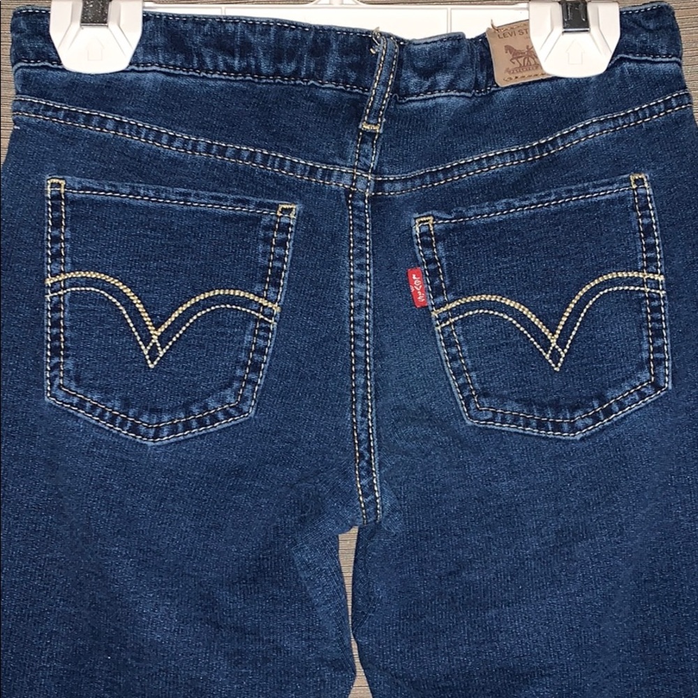 Levi’s Girls Jeans😍“The Knit Jean”